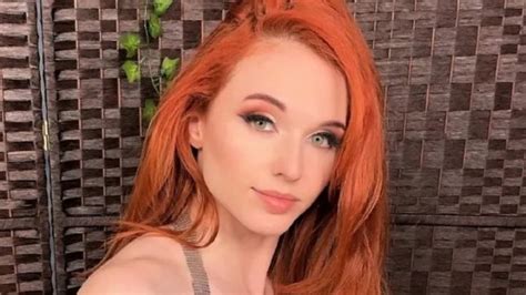 amouranth home nude