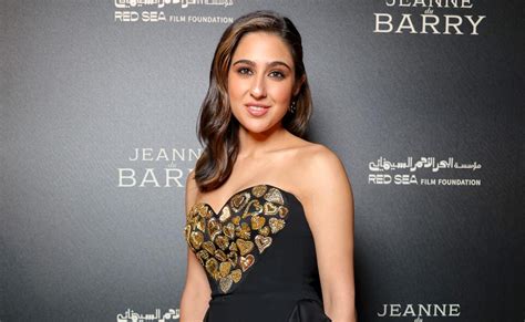 sara hayes nsfw